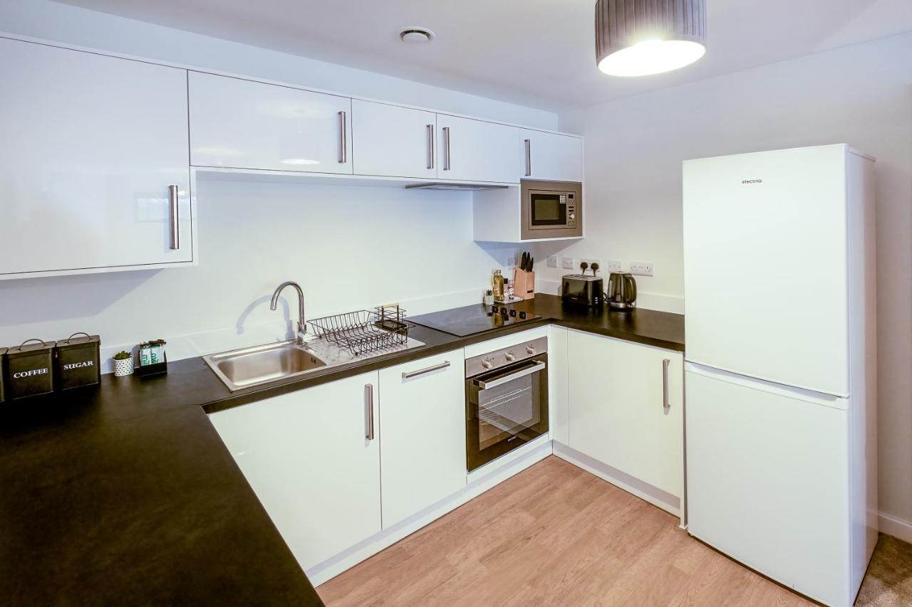 Luton Modern Serviced Accommodation For Contractors, Relocators, Professionals, Tourists And Students - Akugi Homes Экстерьер фото